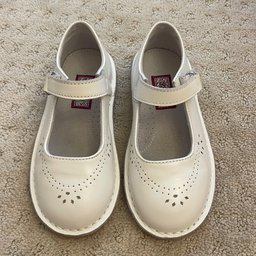 White girls Mary Jane dress shoes